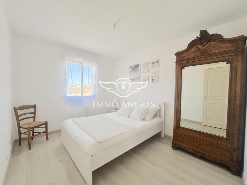 Maison traditionnelle - 107 m² - 4 pièces