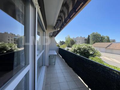 Appartement - 65 m² - 4 pièces