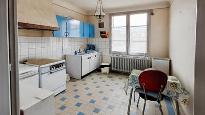 Maison - 95 m² - 5 pièces
