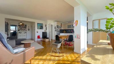 Appartement - 83 m² - 4 pièces