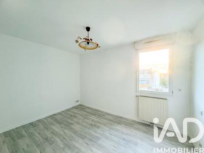 Appartement - 85 m² - 3 pièces