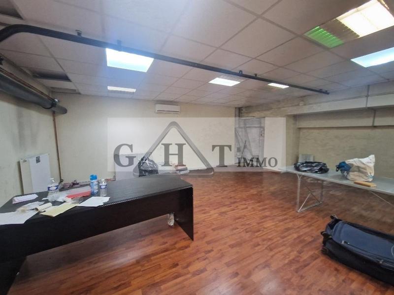 Entrepôt - 1 274 m²