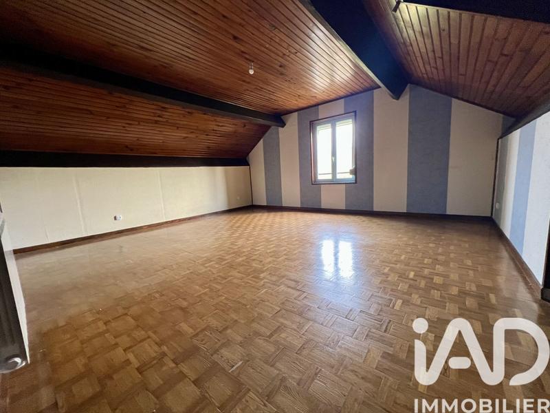 Maison - 98 m² - 5 pièces