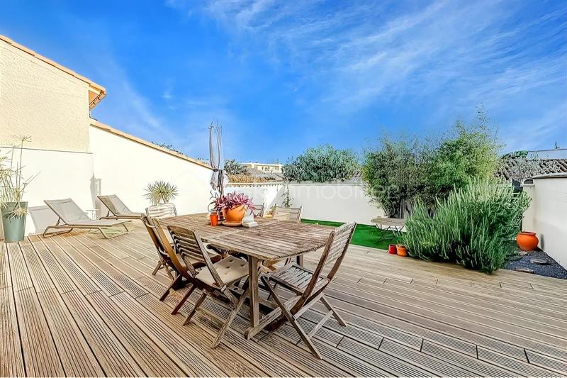 Villa - 100 m² - 5 pièces