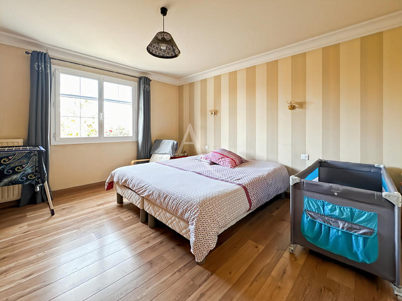 Maison - 165 m² - 6 pièces