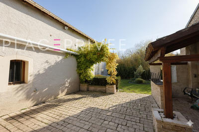 Maison - 296 m² - 7 pièces