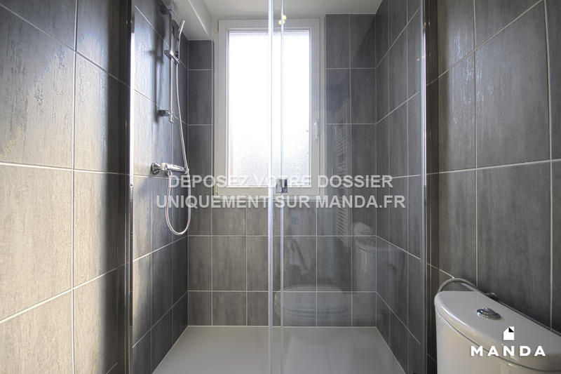 Chambre - 10 m² - 6 pièces