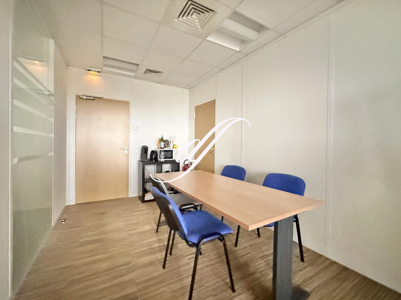 Bureau - 100 m²
