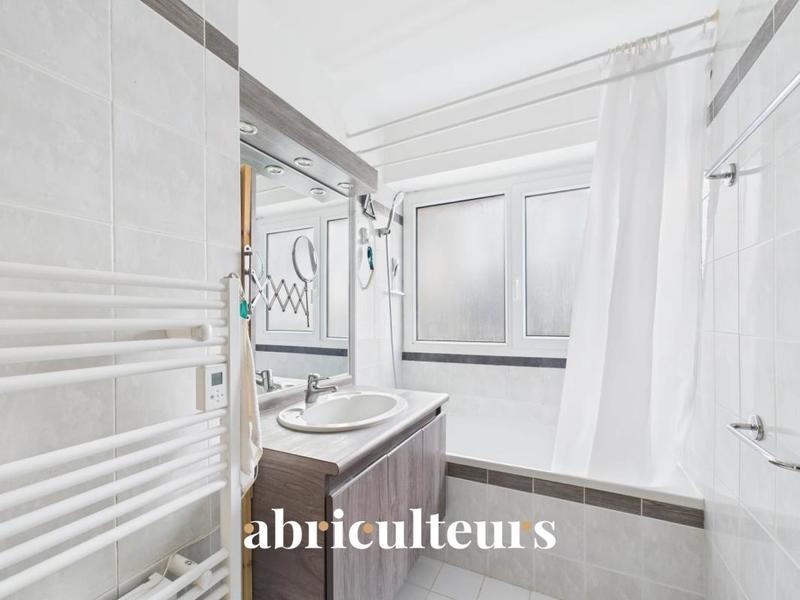 Appartement ancien - 84 m² - 5 pièces