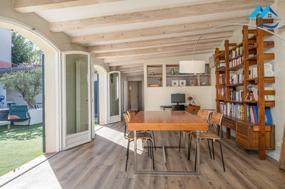 Maison - 197 m² - 8 pièces