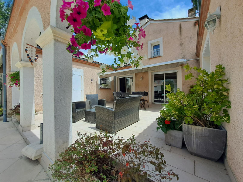 Villa - 178 m² - 6 pièces