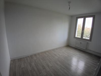 Appartement - 67 m² - 4 pièces