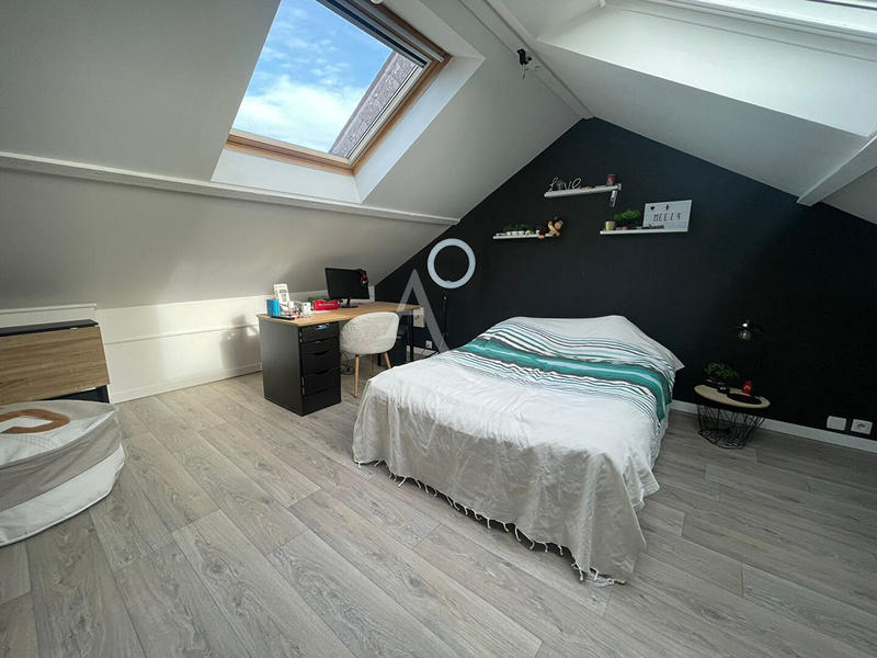 Maison - 148 m² - 6 pièces