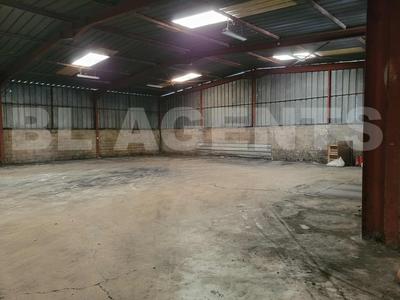 Entrepôt - 2 980 m² - 1 pièce