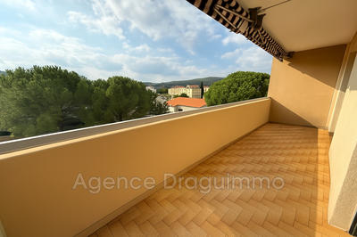 Appartement - 79 m² - 4 pièces