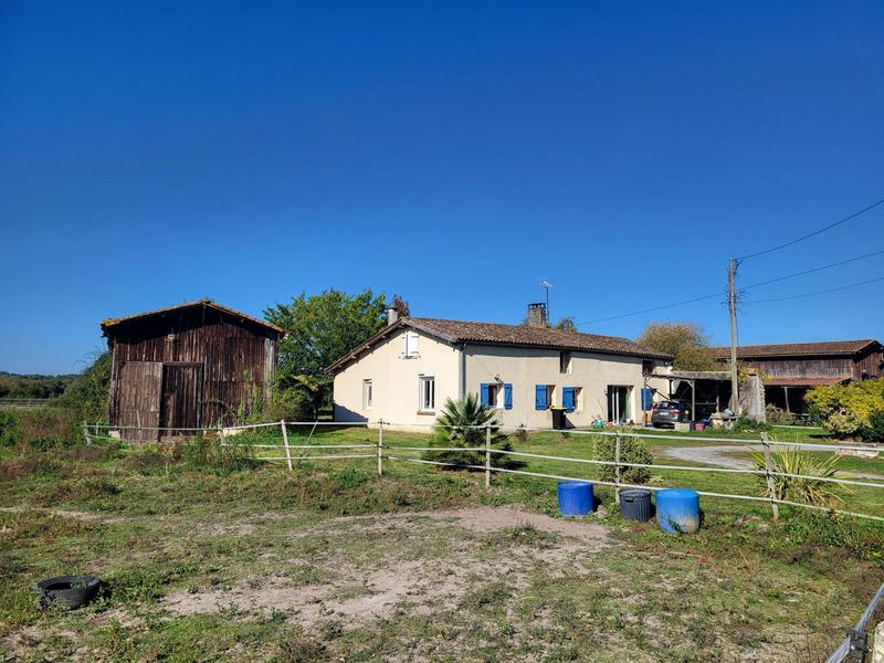 Maison - 335 m² - 14 pièces