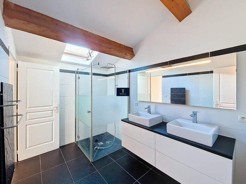 Maison traditionnelle - 133 m² - 5 pièces