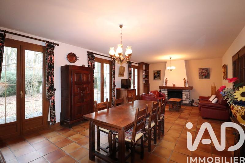 Maison - 140 m² - 6 pièces