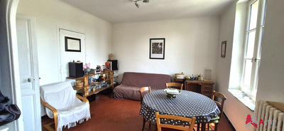 Appartement - 90 m² - 3 pièces