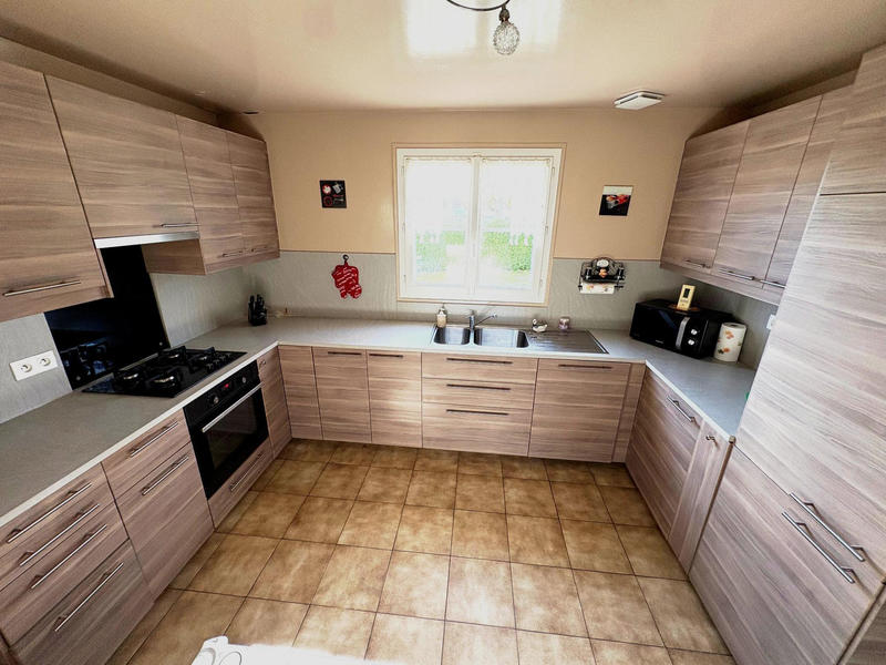 Maison - 115 m² - 6 pièces