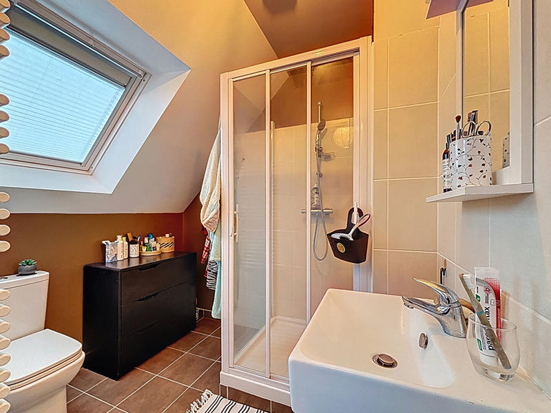 Maison - 93 m² - 4 pièces