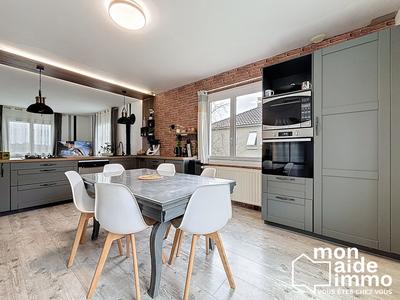 Maison - 120 m² - 6 pièces