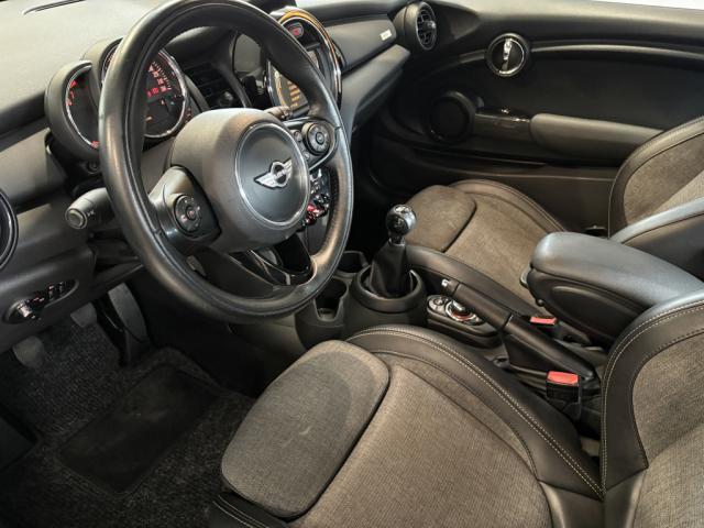 Mini 3 portes Hatch F56 Mini One 102 ch Finition Salt