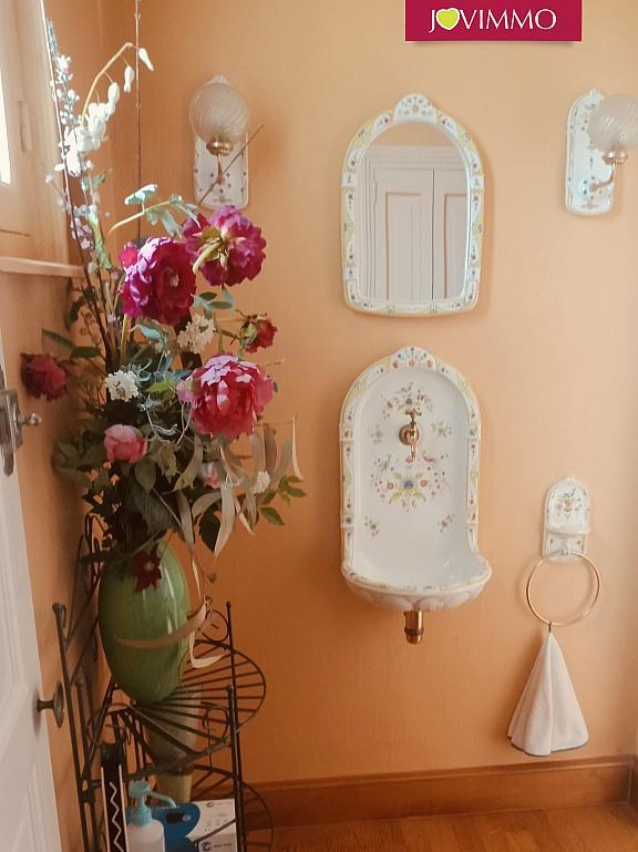 Maison - 285 m² - 9 pièces