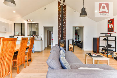 Maison - 110 m² - 4 pièces