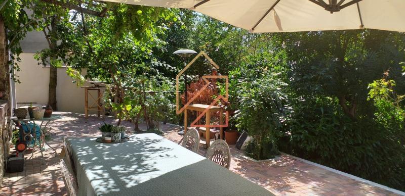 Maison - 230 m² - 6 pièces