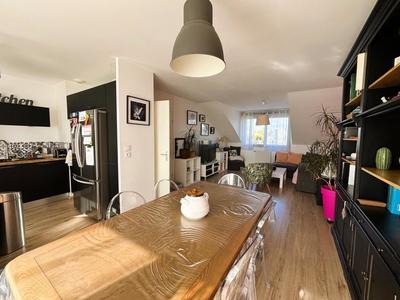 Penthouse - 90 m² - 4 pièces