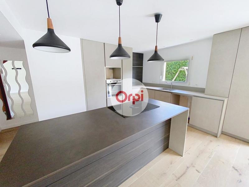 Maison - 120 m² - 6 pièces