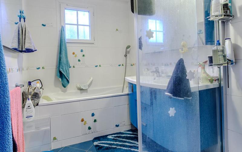 Maison - 141 m² - 8 pièces