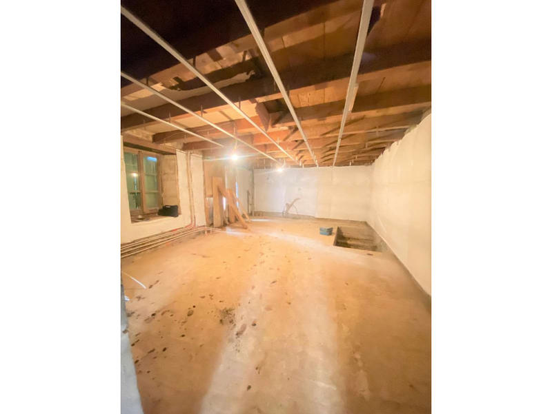 Maison - 260 m² - 6 pièces