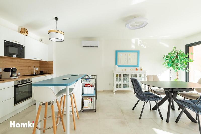 Appartement - 75 m² - 2 pièces