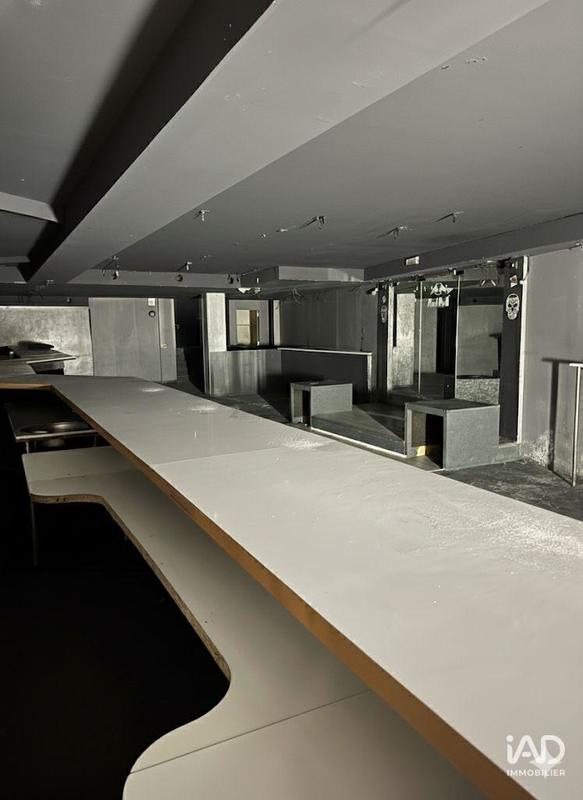 Local commercial - 200 m²