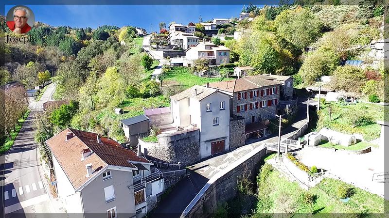 Maison - 88 m² - 5 pièces