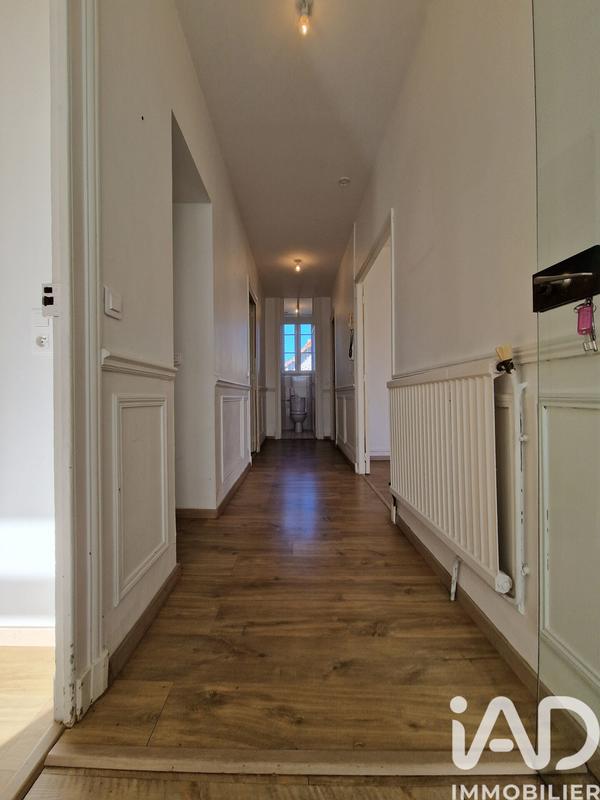 Maison - 250 m² - 9 pièces