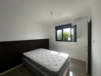 Appartement - 64 m² - 1 pièce