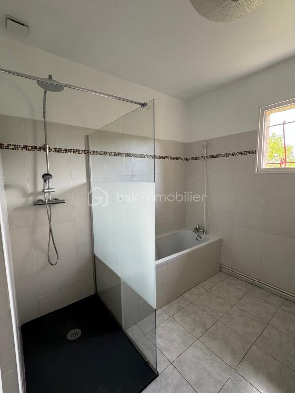 Maison traditionnelle - 135 m² - 5 pièces