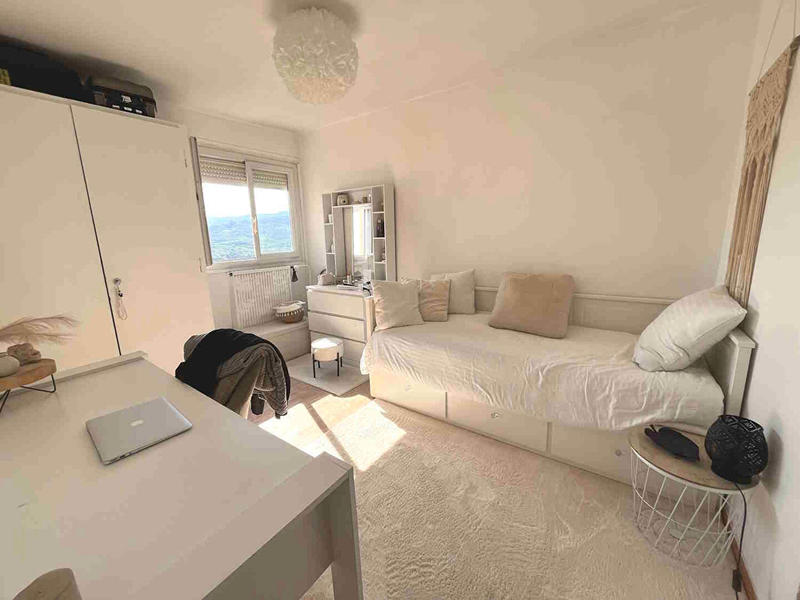 Appartement - 104 m² - 5 pièces