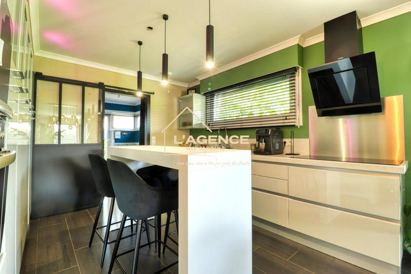 Villa - 168 m² - 7 pièces