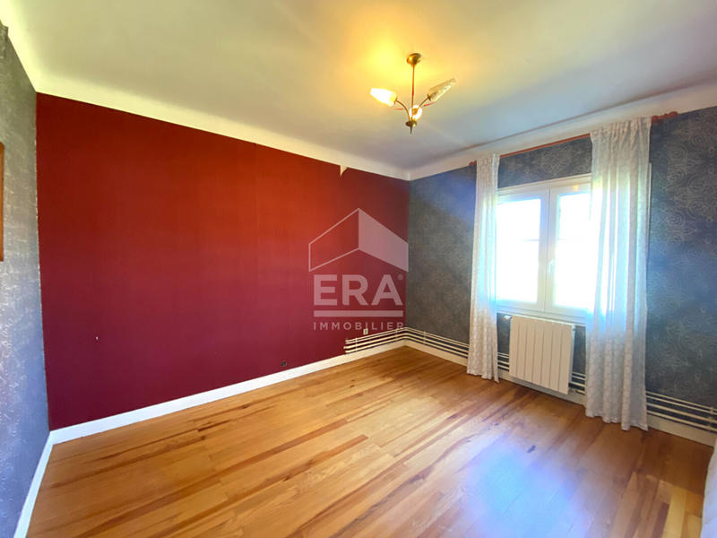 Maison - 207 m² - 9 pièces