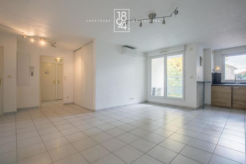 Appartement - 65 m² - 3 pièces