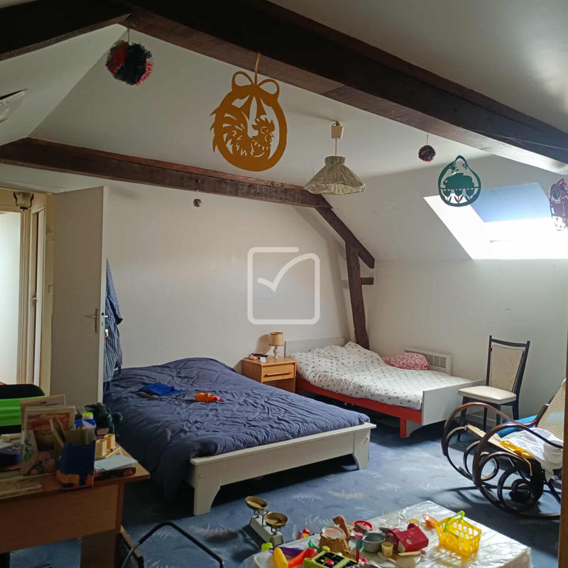 Propriété - 185 m² - 8 pièces