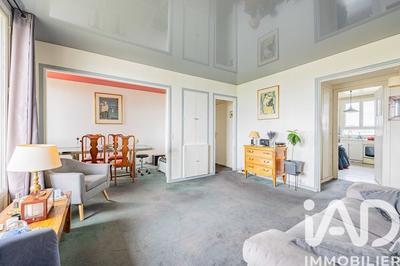 Appartement - 90 m² - 6 pièces