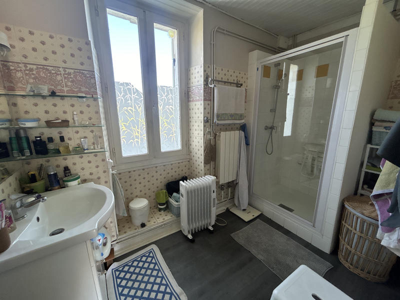 Maison - 96 m² - 4 pièces