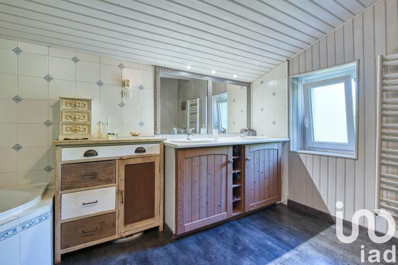 Maison - 190 m² - 5 pièces