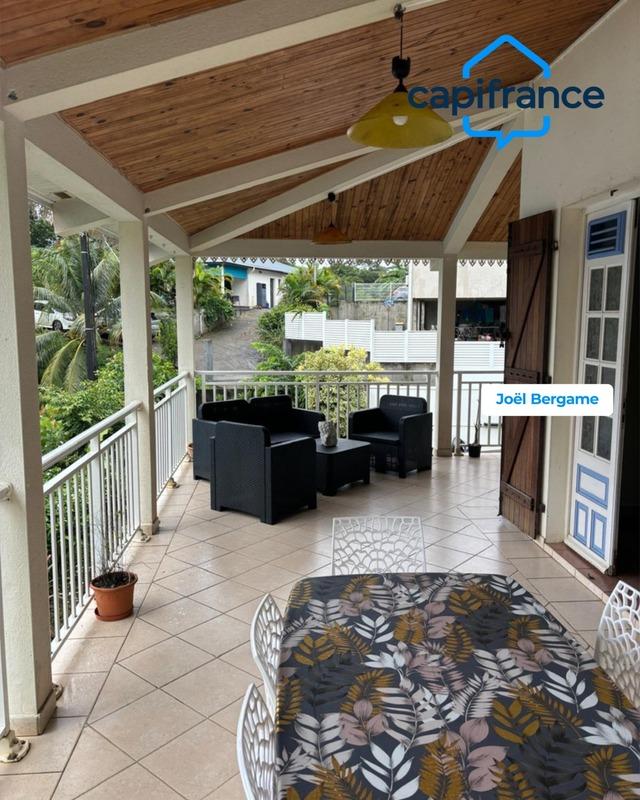 Maison - 166 m² - 4 pièces