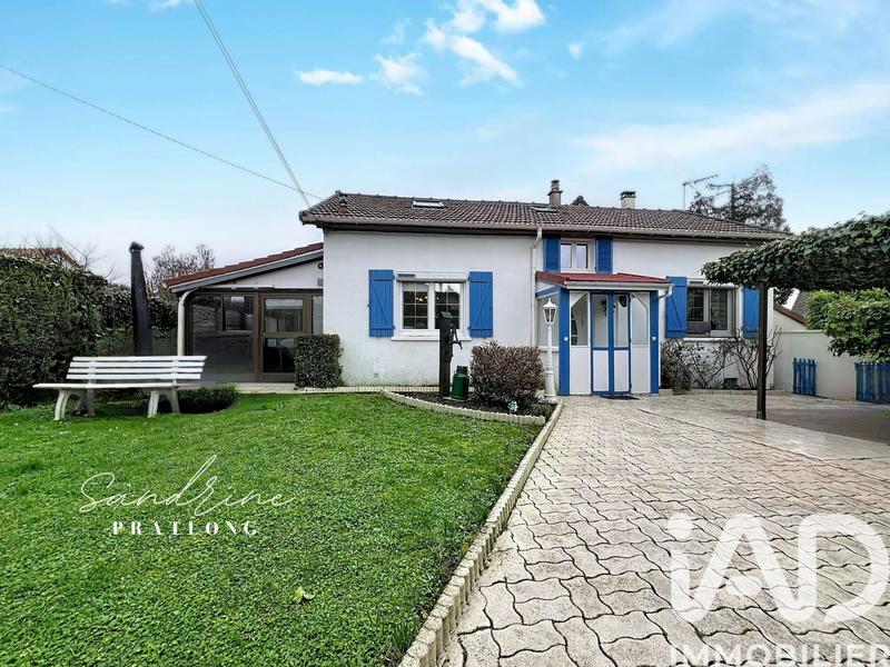 Maison - 80 m² - 4 pièces
